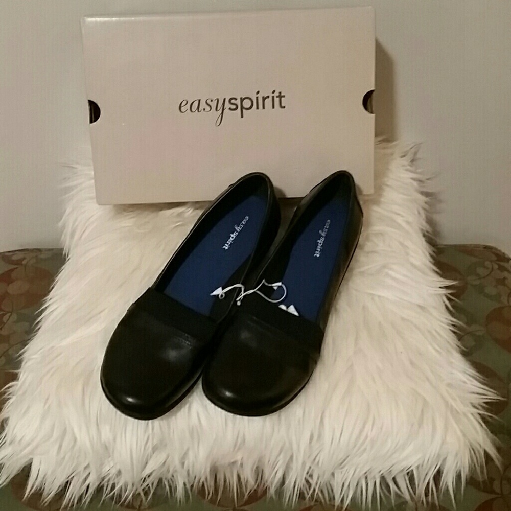 Easy Spirit women's shoes